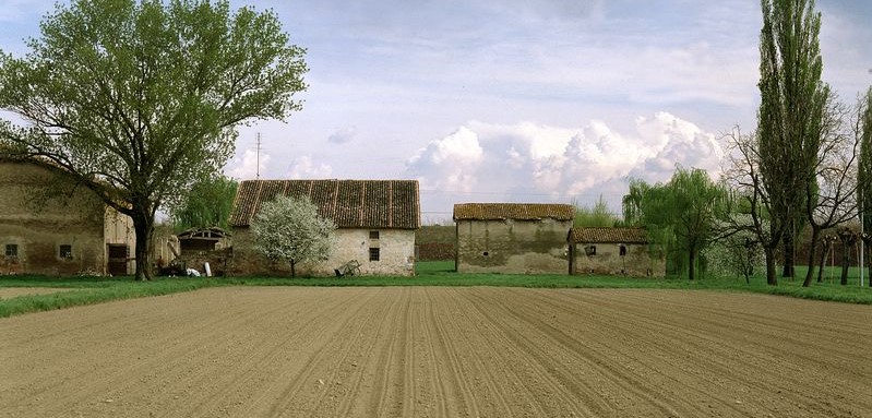 Bertazzoni Spa promeut l'exposition « I sassi di Pollicino » de Luigi Ghirri - Bertazzoni